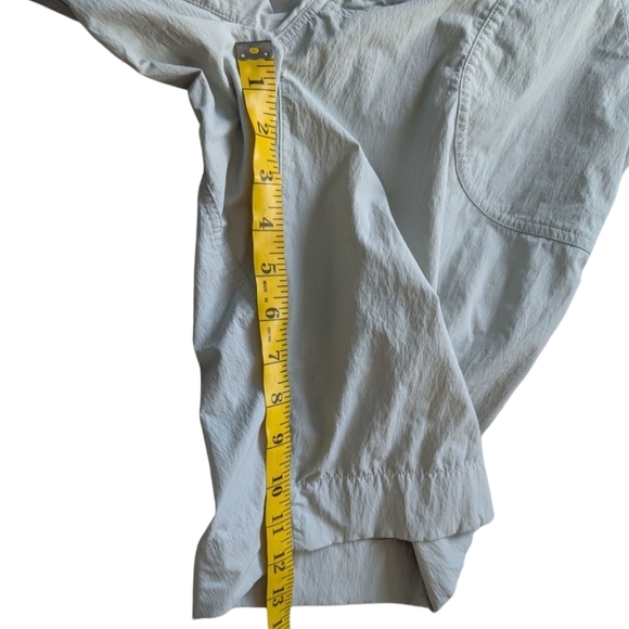 Arc'teryx Parapet Long Shorts Women 12 Light Grey Mid Rise Quick Dry Active Hike - Picture 12 of 12